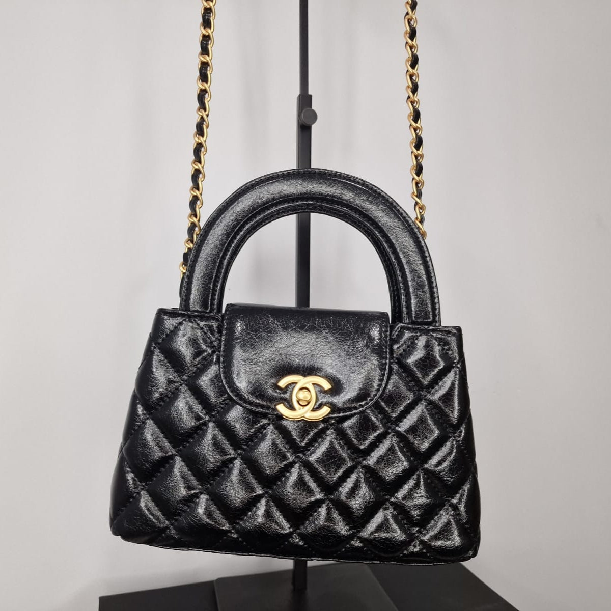 Дамска чанта Chanel от естествена кожа