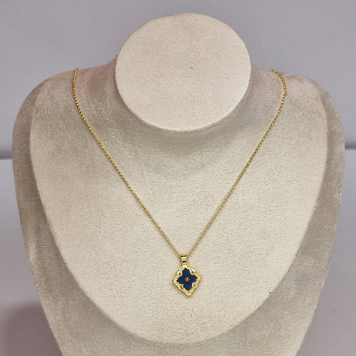 Дамско колие Floral Shaped
