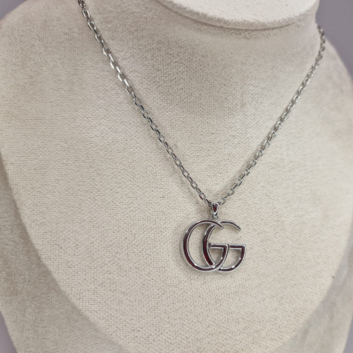 Дамско колие Gucci