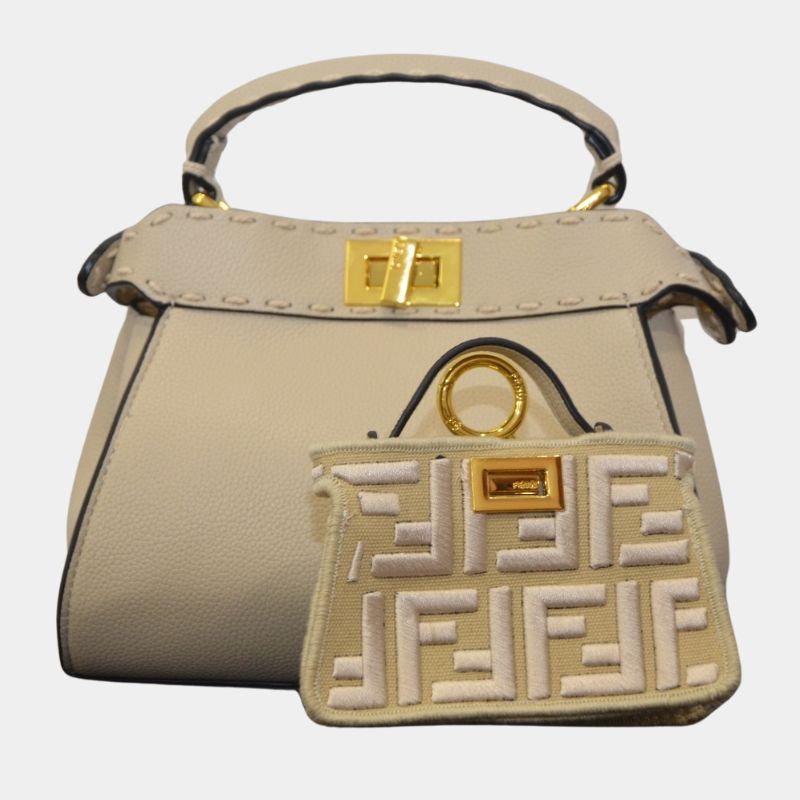 Дамска чанта Fendi от естествена кожа