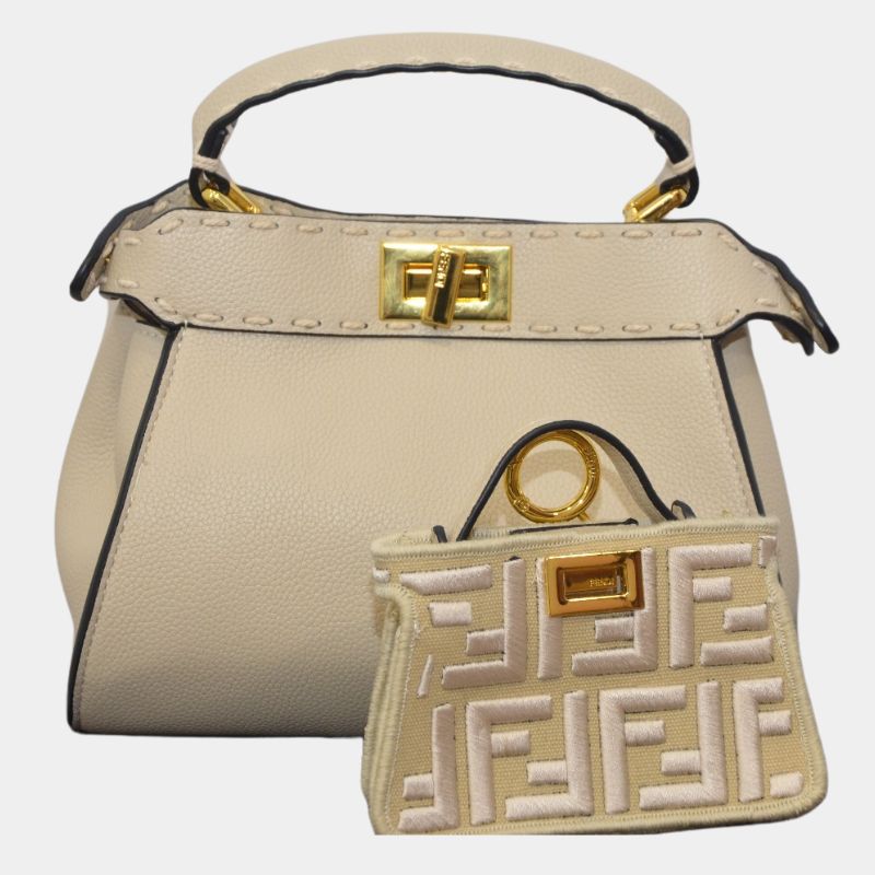 Дамска чанта Fendi от естествена кожа