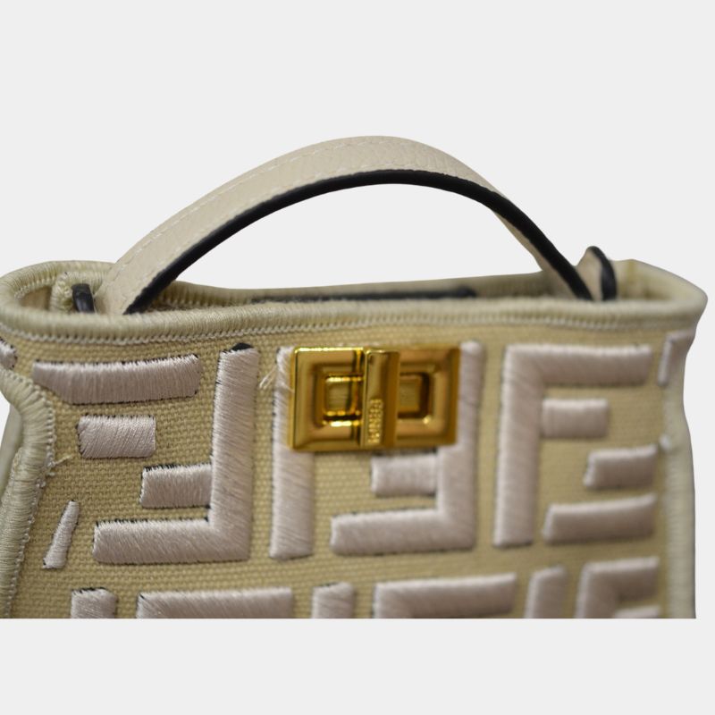 Дамска чанта Fendi от естествена кожа