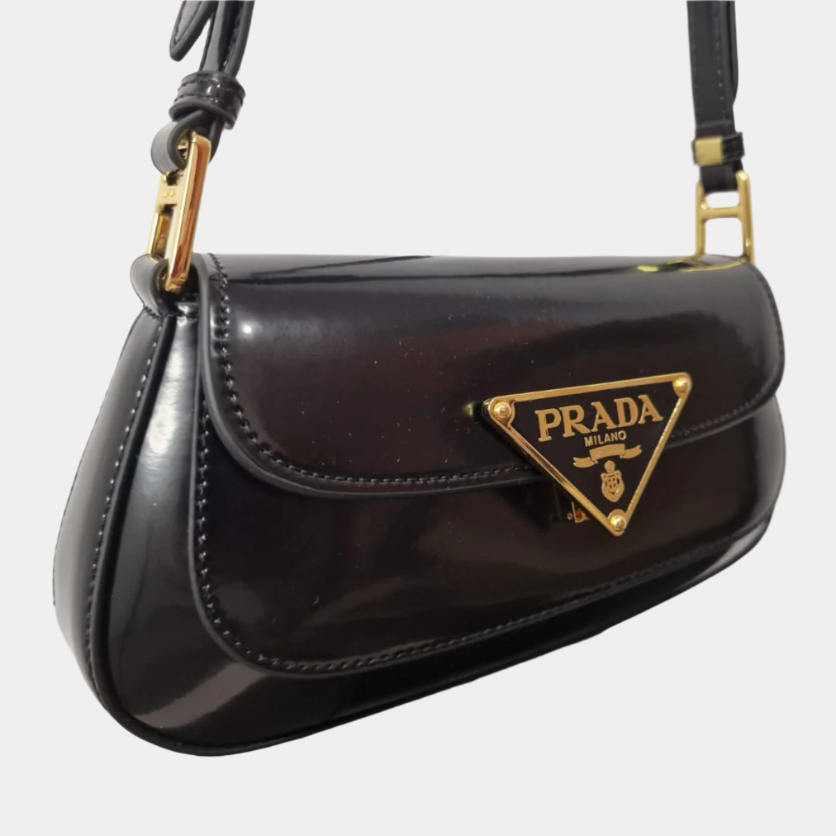 Дамска чанта Prada