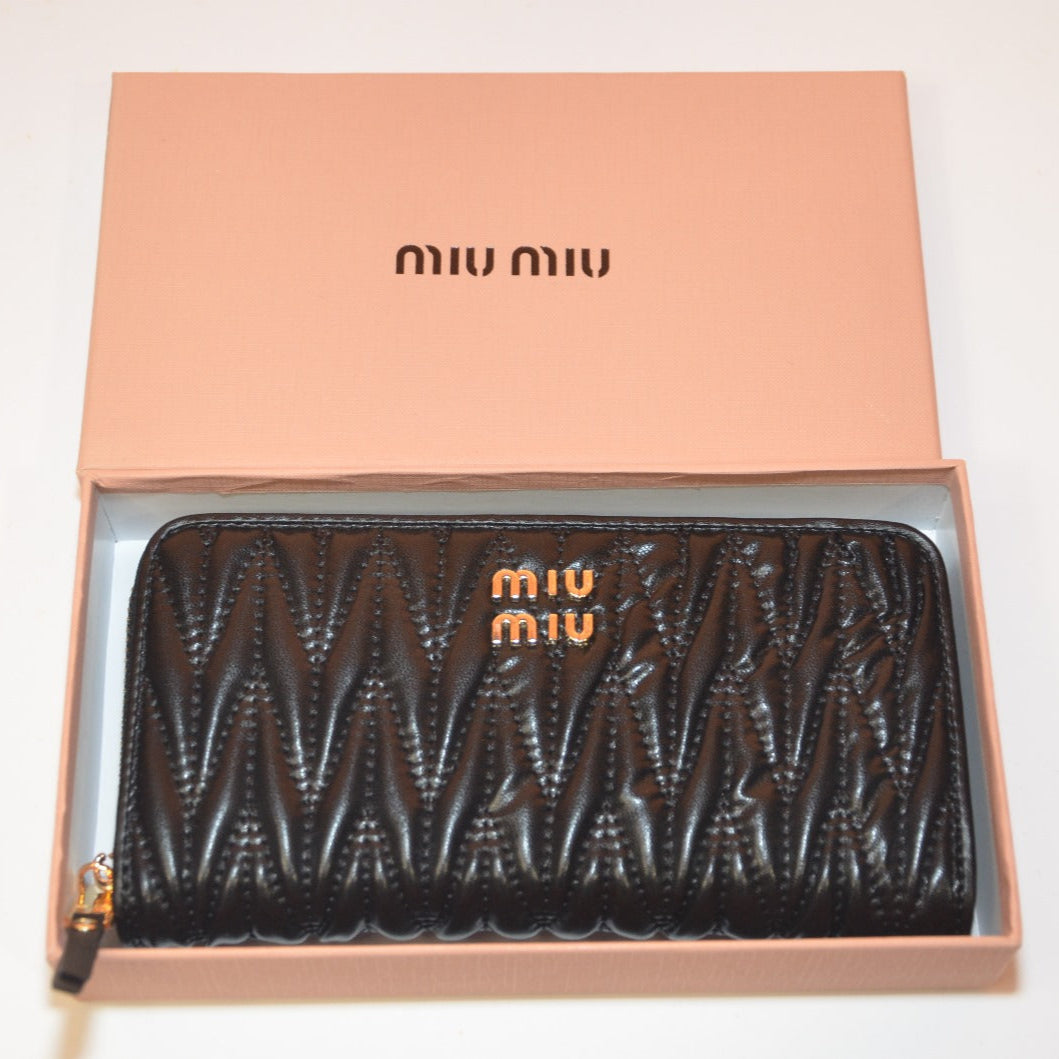 Дамски портфейл Miu Miu от естествена кожа